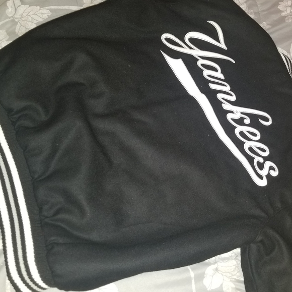 New York Yankees Jacket - Picture 3 of 4